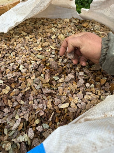 Златолит персиковый декоративная каменная крошка купить в Псковской области