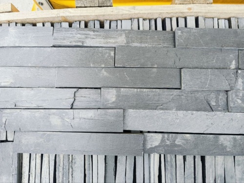 Плитка чёрная из натурального камня фасадная 30 см * 5 см, толщина 7 мм -30 мм купить в Псковской области