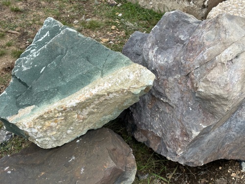 Камни для ландшафтного дизайна зелёные 10-60 килограмм купить в Псковской области