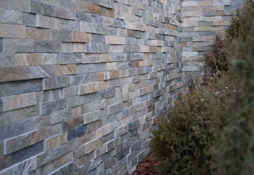 Плитка пилёная златолит Уральский для фасада купить в Псковской области