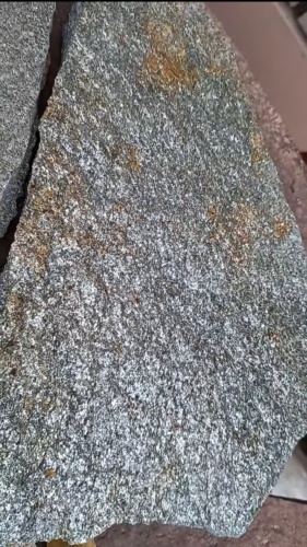 Плитняк златолит серебристый для цоколя, отмостки купить в Псковской области