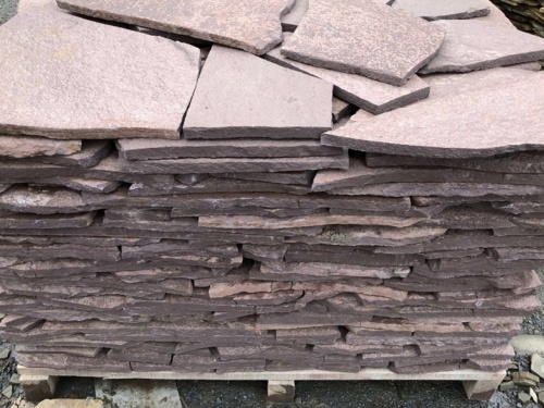 Плитняк лемезит бордовый для облицовки цоколя 20-25 мм  купить в Псковской области