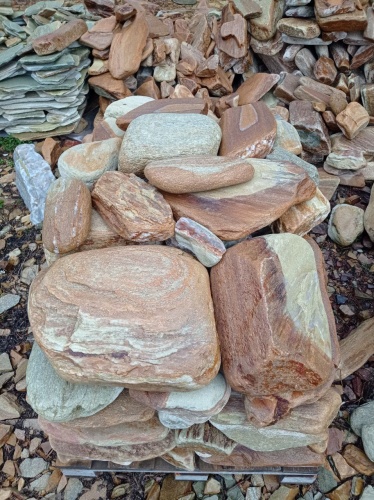 Златолит жёлтый, жёлто-зелёный глыбки и валуны для ланшафтного дизайна купить в Псковской области