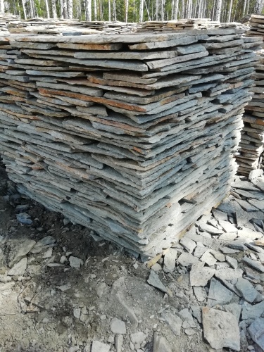 Плитняк златолит Уральский для цоколя, отмостки купить в Псковской области